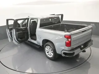 Chevrolet Silverado 1500 2024 4x2 Custom 4dr Crew Cab 5.8 ft. SB