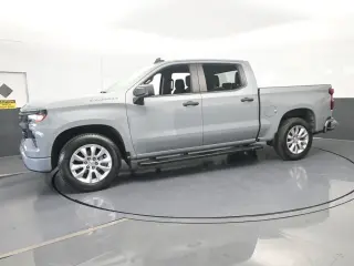Chevrolet Silverado 1500 2024 4x2 Custom 4dr Crew Cab 5.8 ft. SB