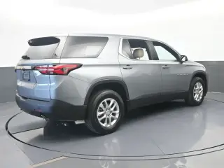Chevrolet Traverse 2023 LS 4dr SUV w/1LS
