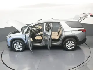 Chevrolet Traverse 2023 LS 4dr SUV w/1LS