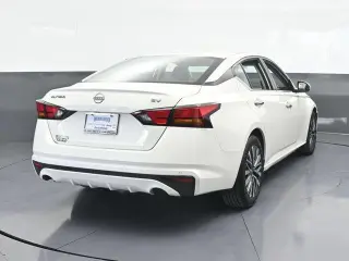 Nissan Altima 2023 2.5 SV 4dr Sedan