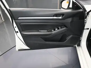 Nissan Altima 2023 2.5 SV 4dr Sedan