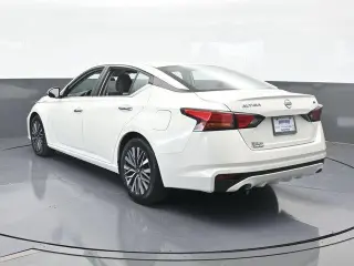 Nissan Altima 2023 2.5 SV 4dr Sedan