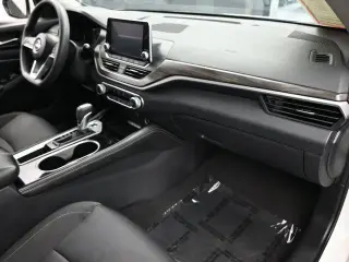 Nissan Altima 2023 2.5 SV 4dr Sedan