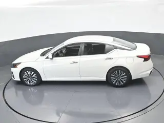 Nissan Altima 2023 2.5 SV 4dr Sedan