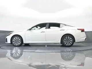 Nissan Altima 2023 2.5 SV 4dr Sedan