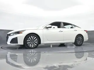 Nissan Altima 2023 2.5 SV 4dr Sedan