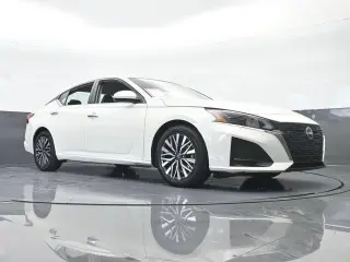 Nissan Altima 2023 2.5 SV 4dr Sedan