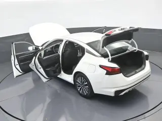 Nissan Altima 2023 2.5 SV 4dr Sedan