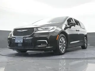 Chrysler Pacifica Plug-In Hybrid 2023 Touring L 4dr Mini-Van