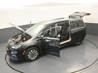 Chrysler Pacifica Plug-In Hybrid 2023 Touring L 4dr Mini-Van
