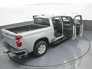 Chevrolet Silverado 1500 2024 4x2 LT 4dr Crew Cab 5.8 ft. SB
