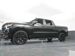 Chevrolet Silverado 1500 2023 4x2 RST 4dr Crew Cab 5.8 ft. SB