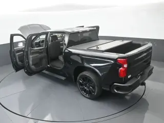 Chevrolet Silverado 1500 2023 4x2 RST 4dr Crew Cab 5.8 ft. SB