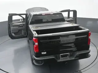 Chevrolet Silverado 1500 2023 4x2 RST 4dr Crew Cab 5.8 ft. SB
