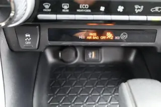 Toyota RAV4 2025 XLE 4dr SUV