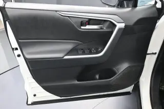 Toyota RAV4 2025 XLE 4dr SUV