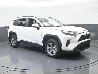 Toyota RAV4 2025 XLE 4dr SUV