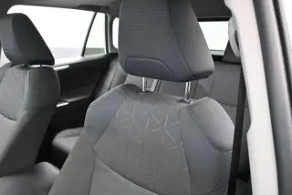 Toyota RAV4 2025 XLE 4dr SUV