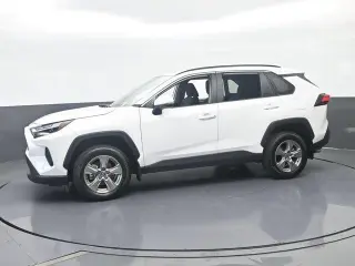 Toyota RAV4 2025 XLE 4dr SUV