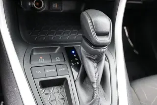 Toyota RAV4 2025 XLE 4dr SUV