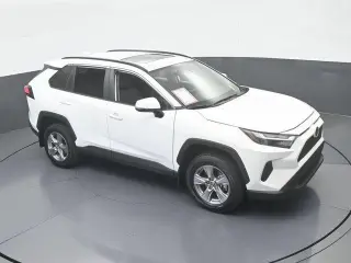 Toyota RAV4 2025 XLE 4dr SUV