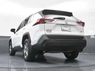 Toyota RAV4 2025 XLE 4dr SUV