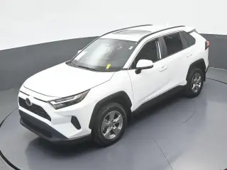 Toyota RAV4 2025 XLE 4dr SUV