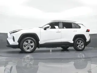 Toyota RAV4 2025 XLE 4dr SUV