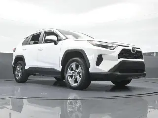 Toyota RAV4 2025 XLE 4dr SUV