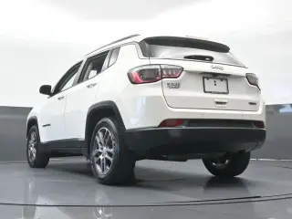 Jeep Compass 2020 Latitude 4dr SUV