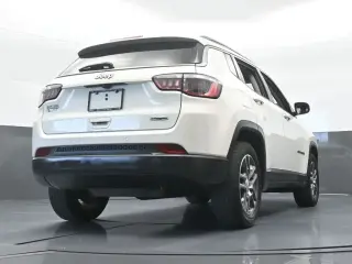 Jeep Compass 2020 Latitude 4dr SUV