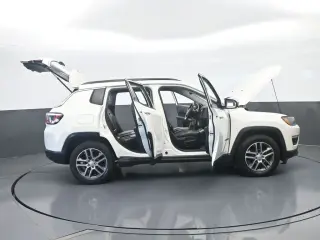 Jeep Compass 2020 Latitude 4dr SUV