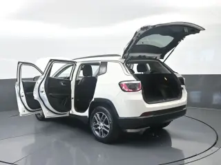 Jeep Compass 2020 Latitude 4dr SUV