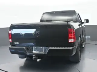 Ram 1500 2018 4x2 Express 2dr Regular Cab 6.3 ft. SB Pickup