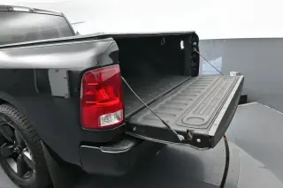 Ram 1500 2018 4x2 Express 2dr Regular Cab 6.3 ft. SB Pickup