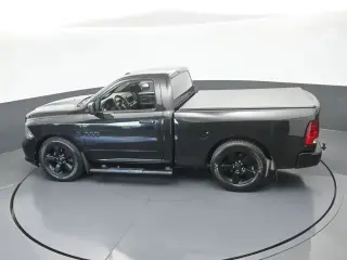 Ram 1500 2018 4x2 Express 2dr Regular Cab 6.3 ft. SB Pickup