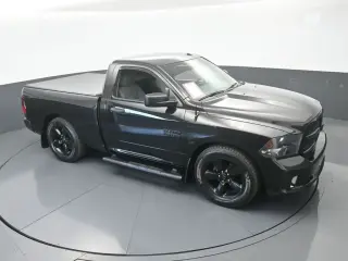Ram 1500 2018 4x2 Express 2dr Regular Cab 6.3 ft. SB Pickup