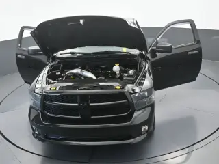 Ram 1500 2018 4x2 Express 2dr Regular Cab 6.3 ft. SB Pickup