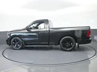 Ram 1500 2018 4x2 Express 2dr Regular Cab 6.3 ft. SB Pickup
