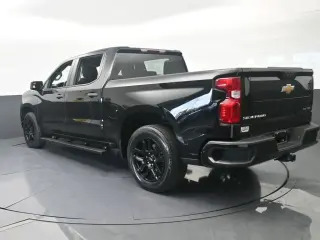 Chevrolet Silverado 1500 2024 4x2 Custom 4dr Crew Cab 5.8 ft. SB