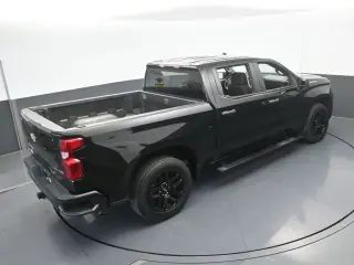 Chevrolet Silverado 1500 2024 4x2 Custom 4dr Crew Cab 5.8 ft. SB