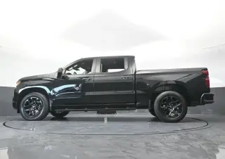 Chevrolet Silverado 1500 2024 4x2 Custom 4dr Crew Cab 5.8 ft. SB