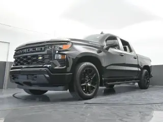 Chevrolet Silverado 1500 2024 4x2 Custom 4dr Crew Cab 5.8 ft. SB