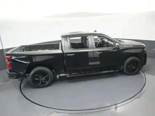Chevrolet Silverado 1500 2024 4x2 Custom 4dr Crew Cab 5.8 ft. SB