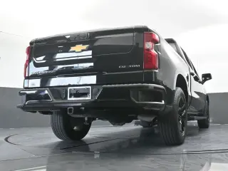Chevrolet Silverado 1500 2024 4x2 Custom 4dr Crew Cab 5.8 ft. SB