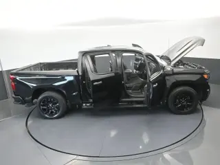 Chevrolet Silverado 1500 2024 4x2 Custom 4dr Crew Cab 5.8 ft. SB