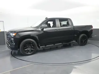 Chevrolet Silverado 1500 2024 4x2 Custom 4dr Crew Cab 5.8 ft. SB