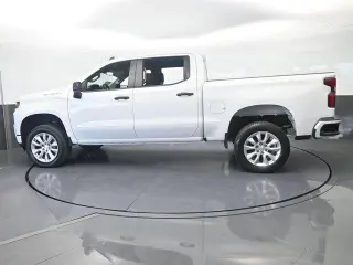 Chevrolet Silverado 1500 Limited 2022 4x2 Custom 4dr Crew Cab 5.8 ft. SB