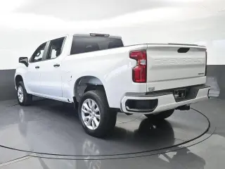 Chevrolet Silverado 1500 Limited 2022 4x2 Custom 4dr Crew Cab 5.8 ft. SB